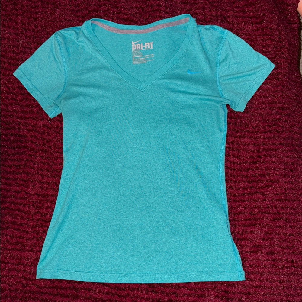 Nike Dri-FIT Aqua V-Neck Tee